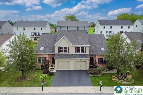 640 Walker Dr, NORTHAMPTON, PA, 18067-8819 | Card Image
