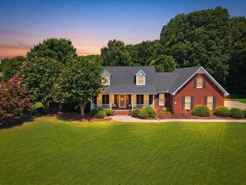 4 Derby Dr, Fayetteville, TN, 37334-7635 | Card Image