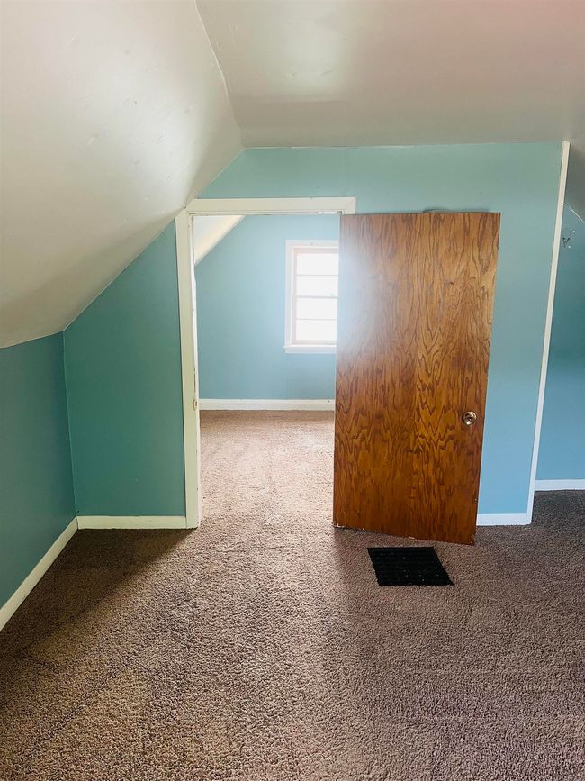 902 Railroad St, House other with 3 bedrooms, 1 bathrooms and null parking in Parkersburg IA | Image 13