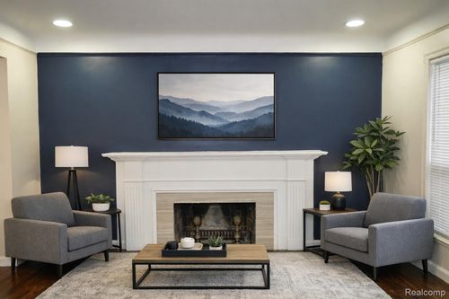 7241 W Outer Dr, Detroit, MI, 48235-3107 | Card Image