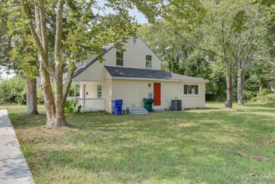 2 N Stuart Road, House other with 3 bedrooms, 2 bathrooms and null parking in Newport News VA | Image 3