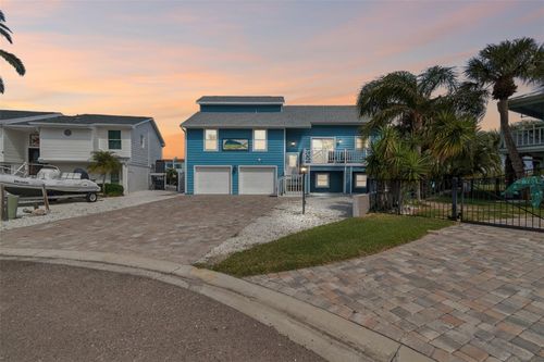 330 6th Ave, Indian Rocks Beach, FL, 33785-2550 | Card Image