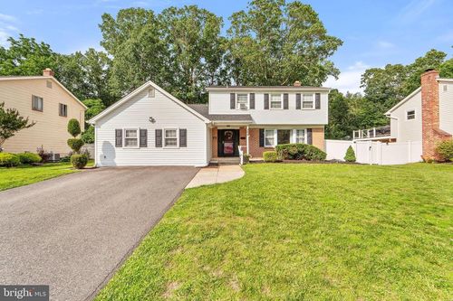 325 Orchard Ave, SOMERDALE, NJ, 08083-2525 | Card Image