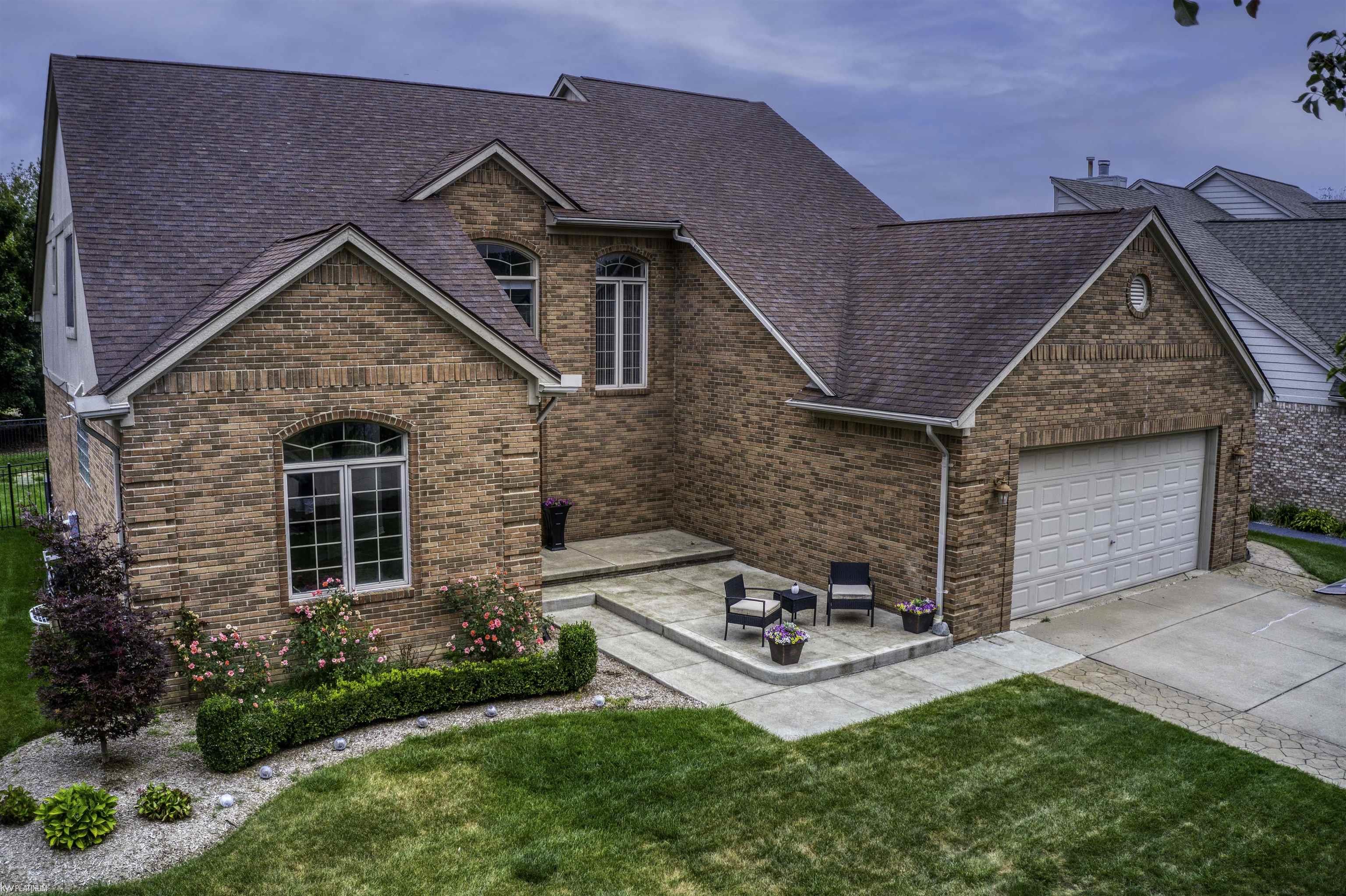 Shinnecock Dr, Macomb, MI 48042