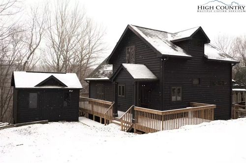 127 Marc St, Boone, NC, 28607-5920 | Card Image