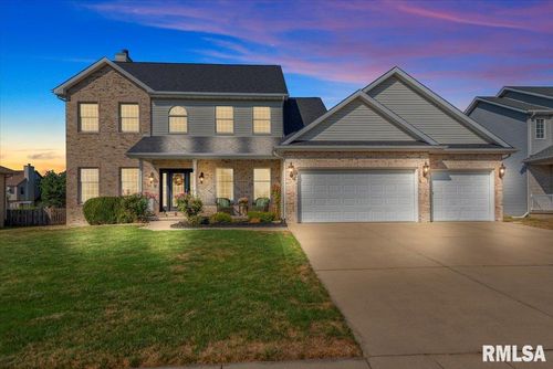 327 Aspen Dr, Chatham, IL, 62629-9756 | Card Image