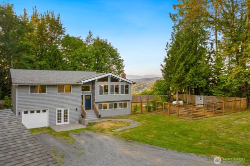 2117 140th Ave Se, Snohomish, WA, 98290-9785 | Card Image