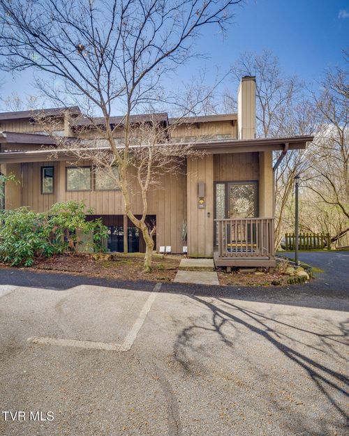 111-111 Tree Top Lane, Johnson City, TN, 37601 | Card Image