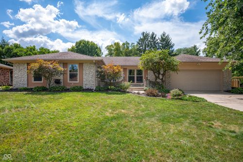 747 Yosemite Dr, Indianapolis, IN, 46217-3969 | Card Image