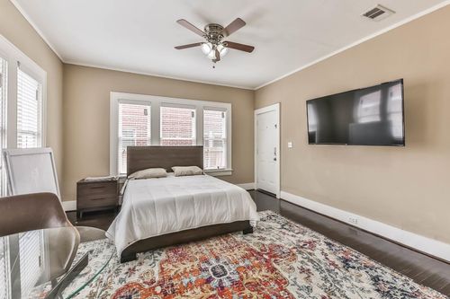 b-2421 Arbor St, Houston, TX, 77004-6028 | Card Image