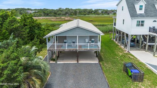 316 E Dolphin Dr, Oak Island, NC, 28465-6717 | Card Image