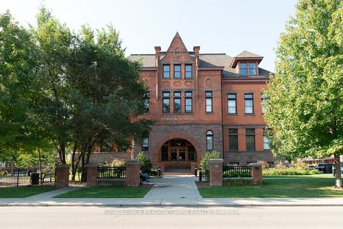 212-200 Stinson St, Hamilton, ON, L8N4J5 | Card Image