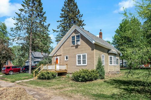 904 8th Ave, Howard Lake, MN, 55349-4536 | Card Image