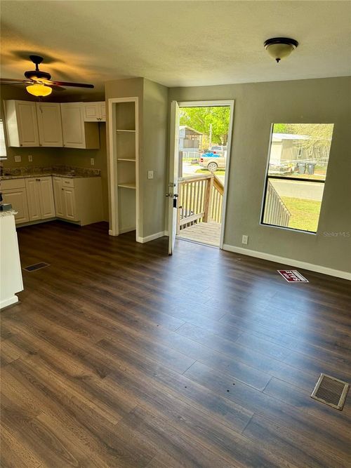 3123 Crystal Hills Dr, Lakeland, FL, 33801-9713 | Card Image