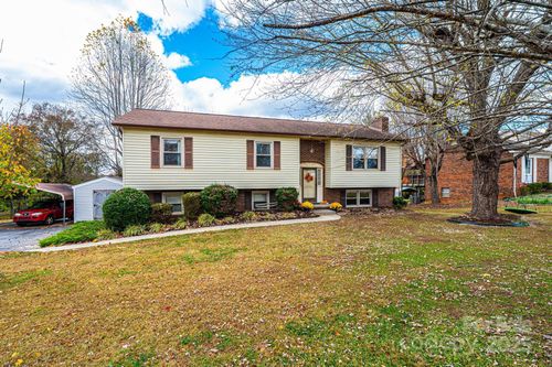 2570 Raintree St, Connelly Springs, NC, 28612-7785 | Card Image