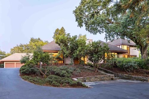 140 Farm Rd, Woodside, CA, 94062-1211 | Card Image
