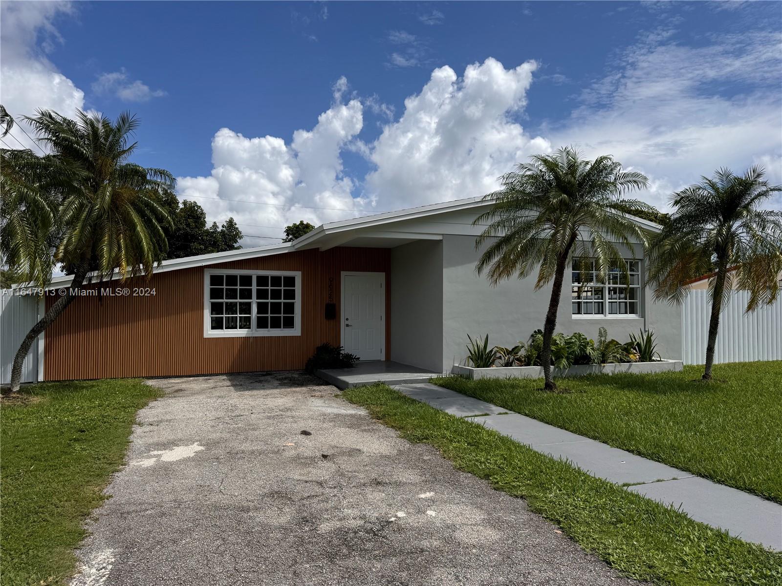 183rd St, Palmetto Bay, FL 33157