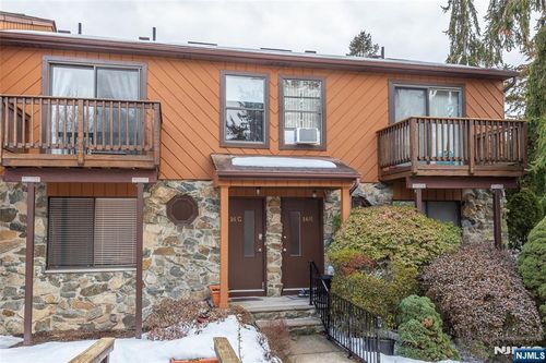 16 Brookside Hts, Wanaque, NJ, 07465-1663 | Card Image