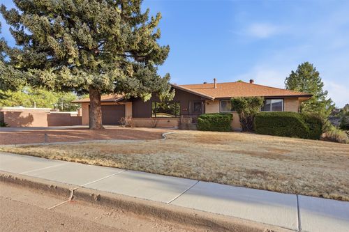 710 Camino Encantado, Los Alamos, NM, 87544-2512 | Card Image