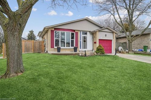 179 Athenia Drive, Stoney Creek, ON, L8J1T4 | Card Image