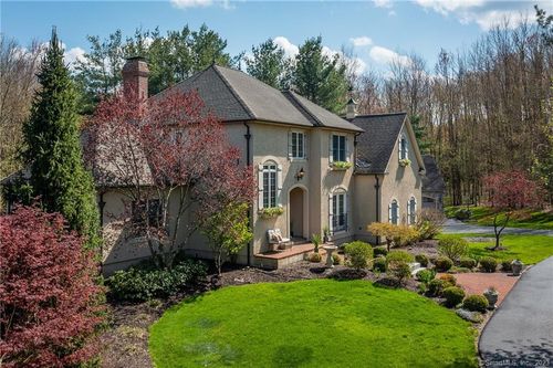 56 Brittany Ln, Somers, CT, 06071-1138 | Card Image