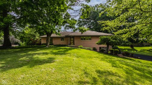 7887 Meadowbrook Dr, Indianapolis, IN, 46240-2656 | Card Image