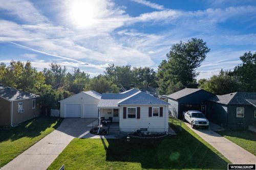 1650 Westridge Dr, Casper, WY, 82604-3352 | Card Image