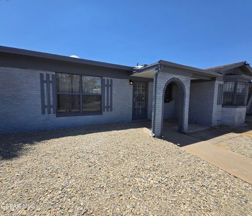 9147 Mount Etna Dr, El Paso, TX, 79924-7015 | Card Image
