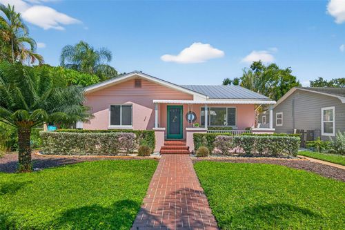 451 25th Ave N, St Petersburg, FL, 33704-2821 | Card Image