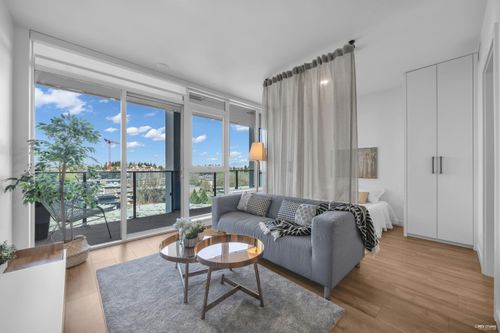 911-10448 University Dr, Surrey, BC, V3T0S7 | Card Image