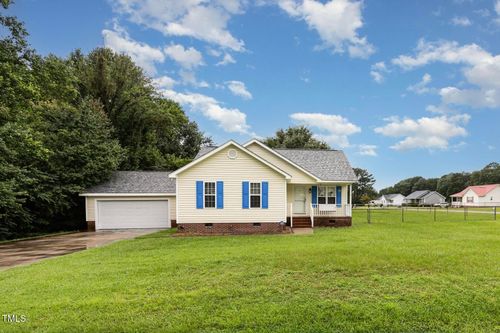 201 Twin Creeks Dr, Goldsboro, NC, 27530-0664 | Card Image
