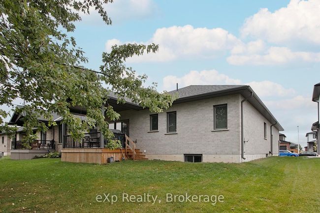 208 Duncan St, House other with 5 bedrooms, 3 bathrooms and 4 parking in Mitchell ON | Image 32