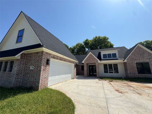329 Autumn Ridge Dr, Bossier City, LA, 71111-8152 | Card Image
