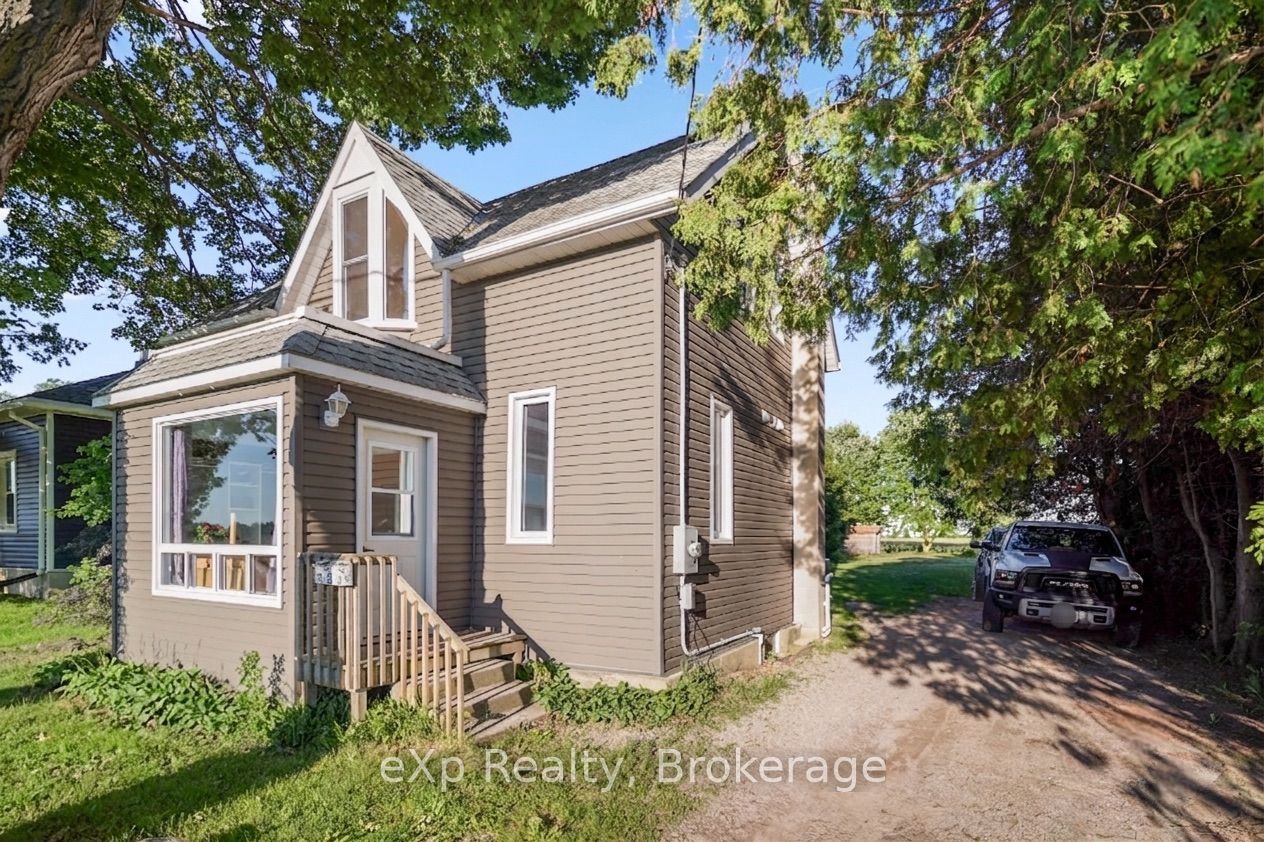 Residential in Morris Turnberry