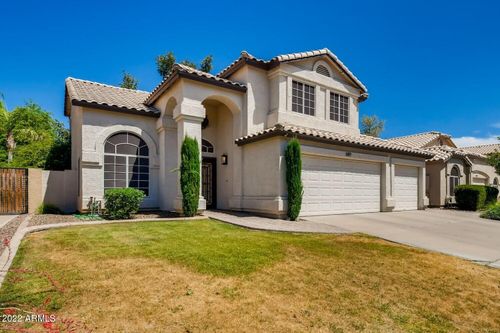 689 S Dodge St, Gilbert, AZ, 85233-7207 | Card Image