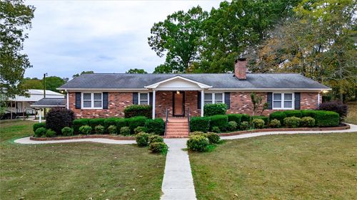 102 Westwood Cir, Pickens, SC, 29671-9411 | Card Image