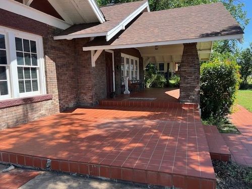 906 S Bridge St, Brady, TX, 76825-5623 | Card Image