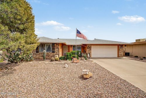10729 W Wedgewood Dr, Sun City, AZ, 85351-1033 | Card Image