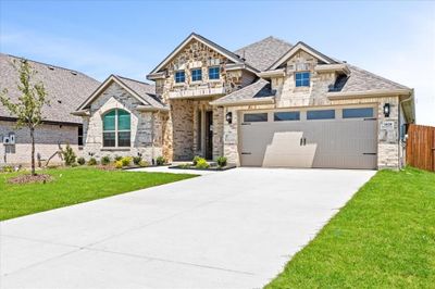 1820 Bear Oak Court, House other with 4 bedrooms, 3 bathrooms and null parking in Waxahachie TX | Image 2