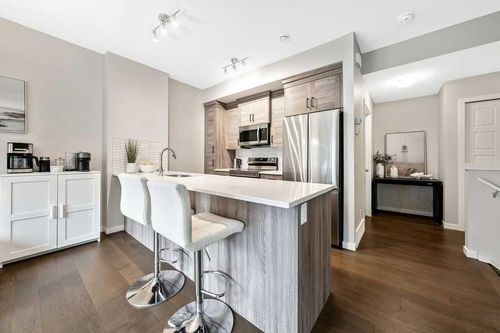 1102-250 Fireside View, Cochrane, AB, T4C2M2 | Card Image