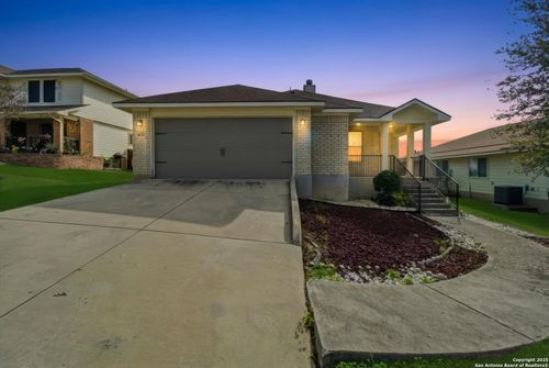 8242 Pioneer Oak, Converse, TX, 78109-1763 | Card Image