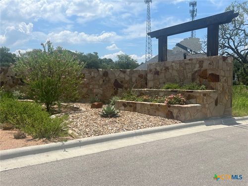 7093 Troyan Ln, Temple, TX, 76502-4463 | Card Image