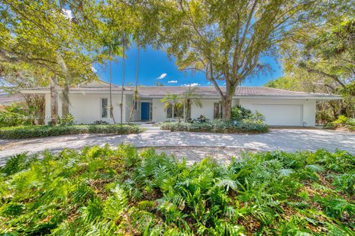 620 Conde Ave, Coral Gables, FL, 33156-4226 | Card Image