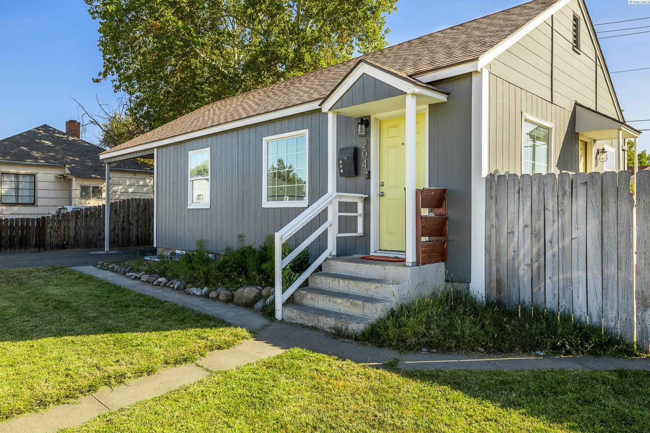 2nd Ave, Kennewick, WA 99336