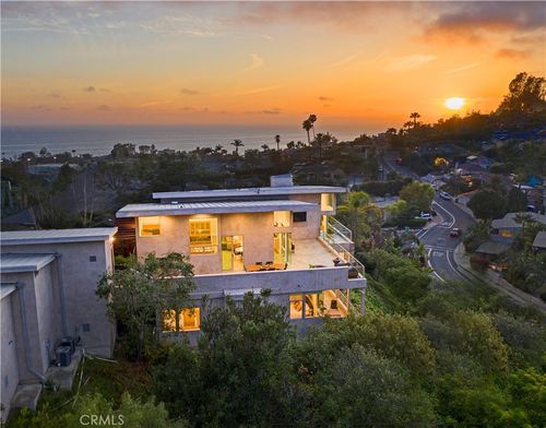 533 Temple Hills Dr, Laguna Beach, CA, 92651-2630 | Card Image