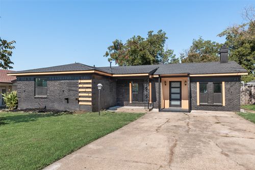 3229 Santiago Dr, Mesquite, TX, 75150-1722 | Card Image