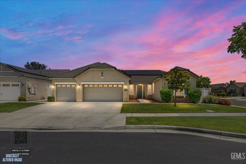 508 White Alder Dr, Bakersfield, CA, 93314-5809 | Card Image
