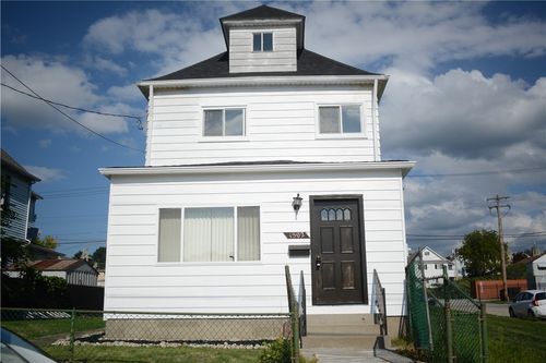1502 5th Ave, New Kensington, PA, 15068-4414 | Card Image