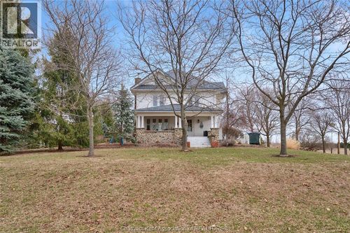 243 Chatham St S, Blenheim, ON, N0P1A0 | Card Image