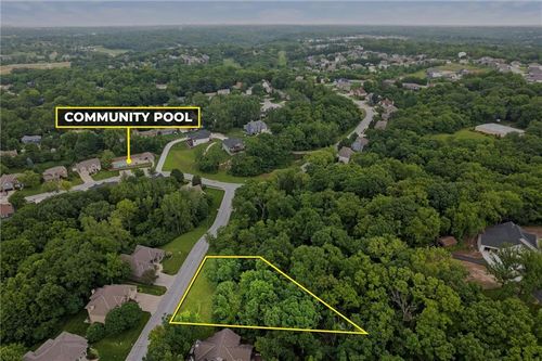 L 106 L 106 River Hills Dr, Parkville, MO, 64152 | Card Image